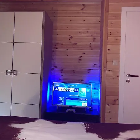 Colorado - Jacuzzi, Playstation, Lakens * Durbuy